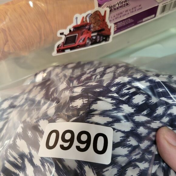 Vince Camuto Print Side‎ Ruched V-Neck Blouse Sz Medium - Picture 4 of 9